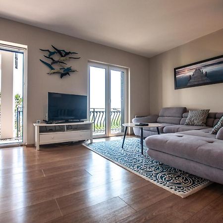 Sea View Apartments Debeli Rtic Ankaran Dış mekan fotoğraf