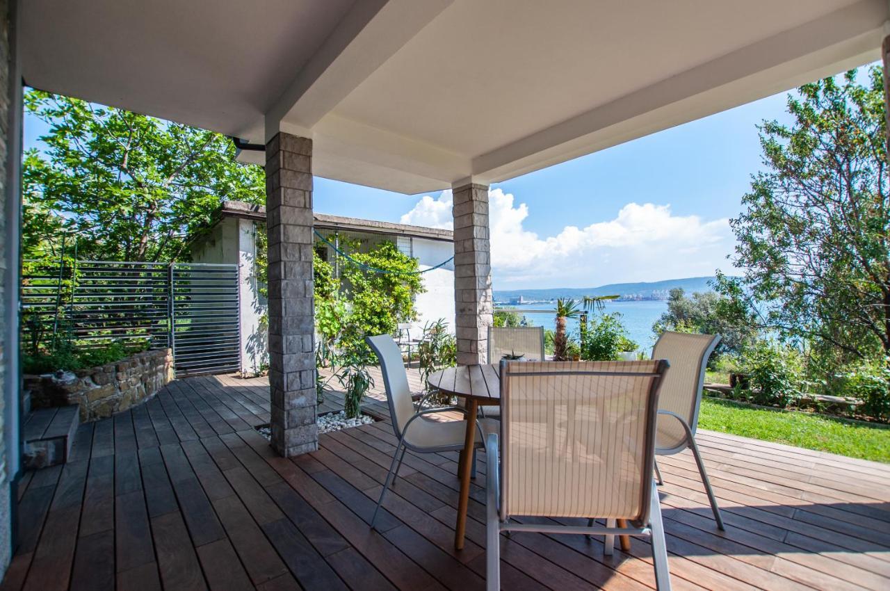 Sea View Apartments Debeli Rtic Ankaran Dış mekan fotoğraf