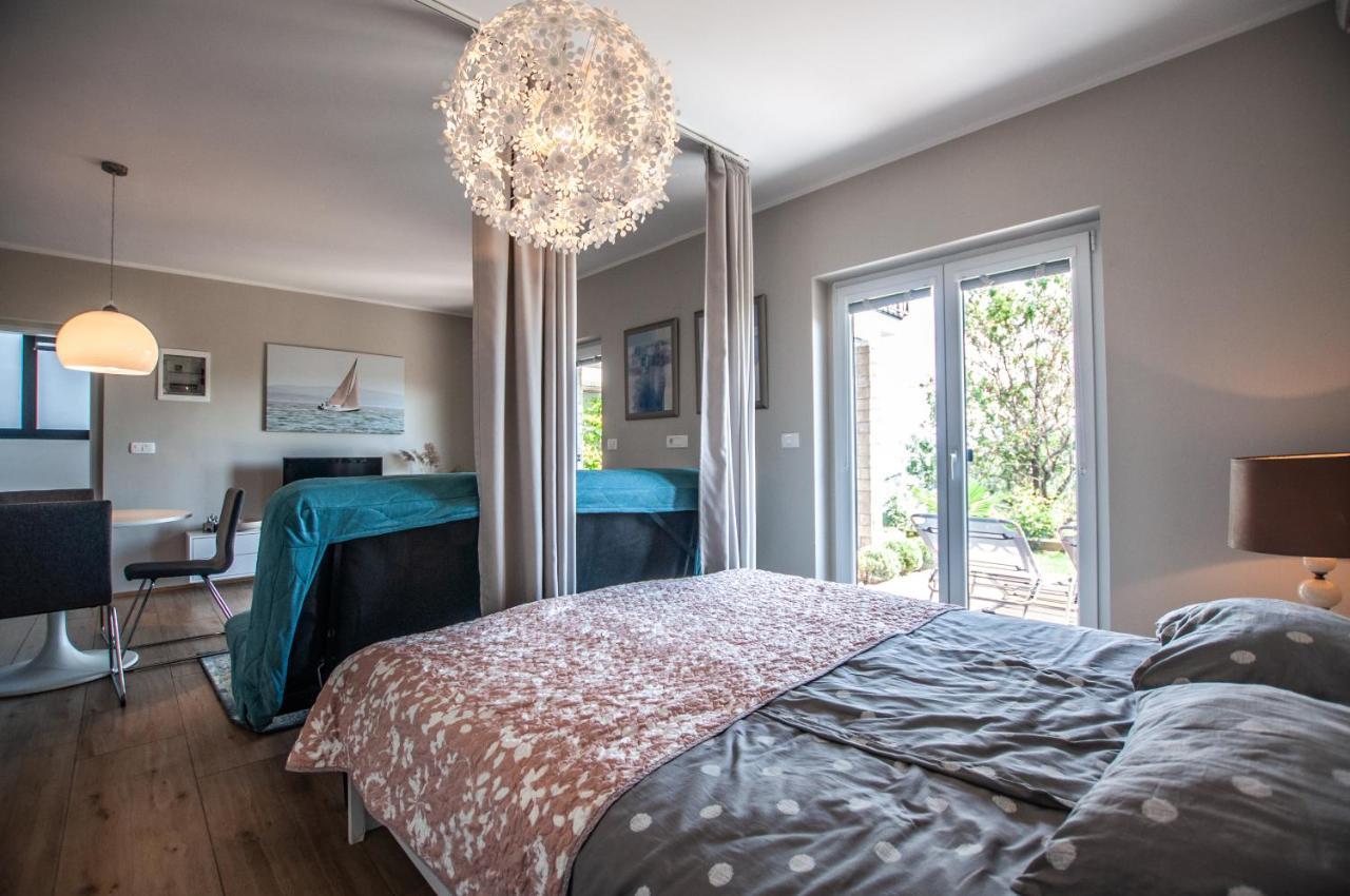 Sea View Apartments Debeli Rtic Ankaran Dış mekan fotoğraf