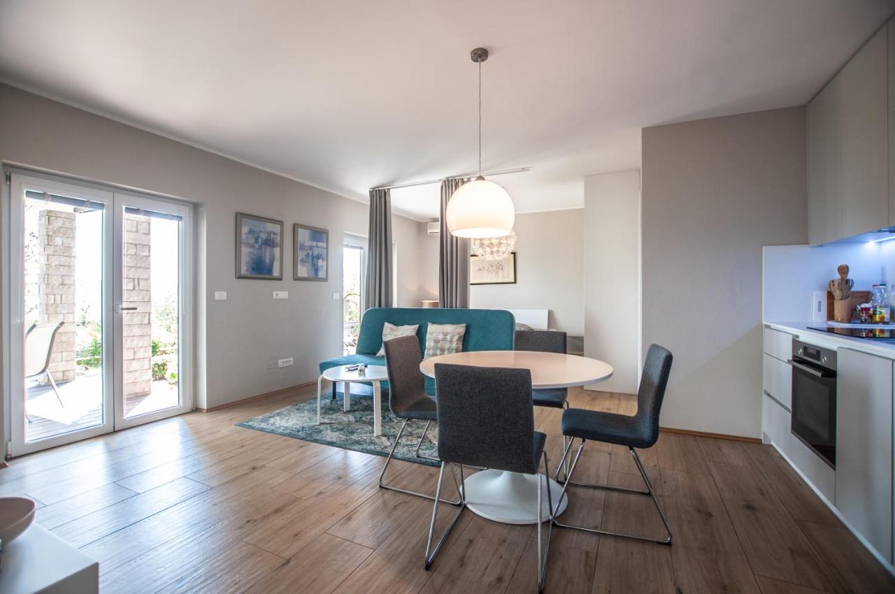 Sea View Apartments Debeli Rtic Ankaran Dış mekan fotoğraf